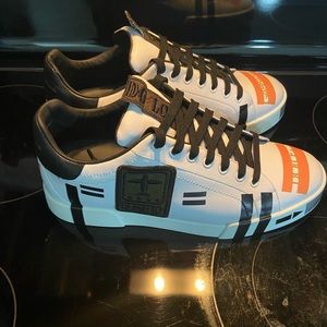Authentic Dolce and Gabbana Low Sneakers Size 10